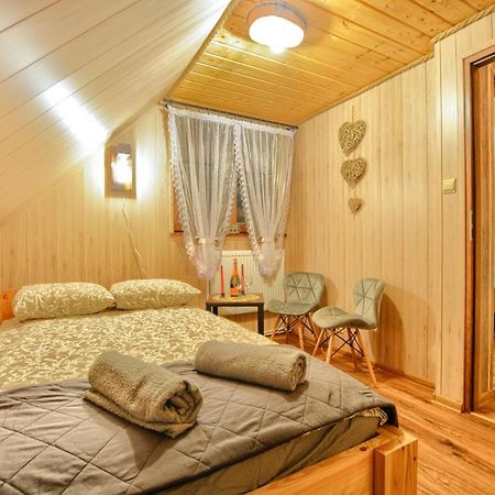 Villa Ostoja Bieszczady à Lutowiska Extérieur photo